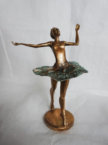 Andrzej Sczepaniec_rzezba_Baletnica_ok 21 cm_2017 rok_galeria sztuki Bellotto Warszawa.JPG