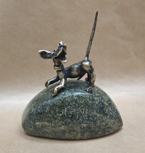 Michał Leszczyński_braz patynowany_male formy rzezbiarskie_pies_galeria sztuki Bellotto Warszawa.jpg