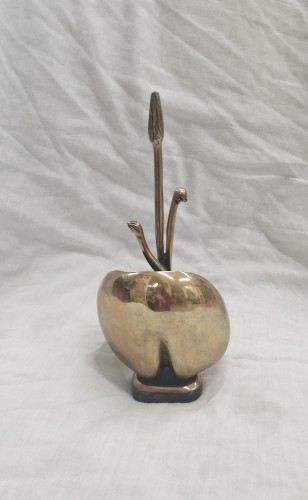 Leon Gruzd_rzezba Chwast_braz_galeria sztuki Bellotto Warszawa.jpg