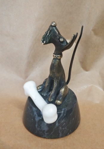 Michał Leszczynski_Bond_Pieski_mafe formy rzezbiarskie_galeria sztuki Bellotto Warszawa.jpg