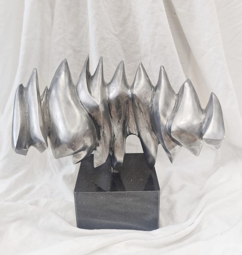 Leon Gruzd_Rytmy_aluminium_granit_rzezba_galeria sztuki Bellotto Warszawa.jpg